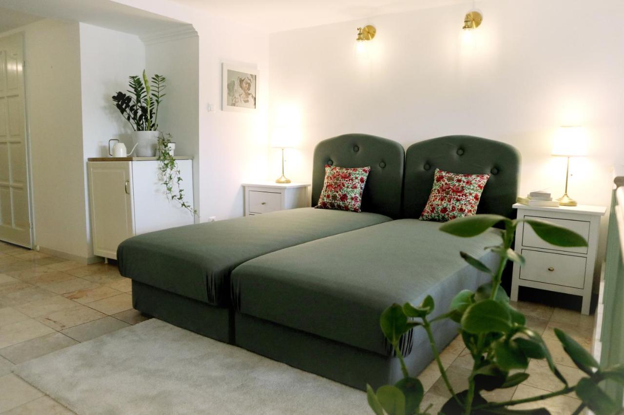 Marvelosa Apartment - Central By The Chain Bridge Budapest Luaran gambar