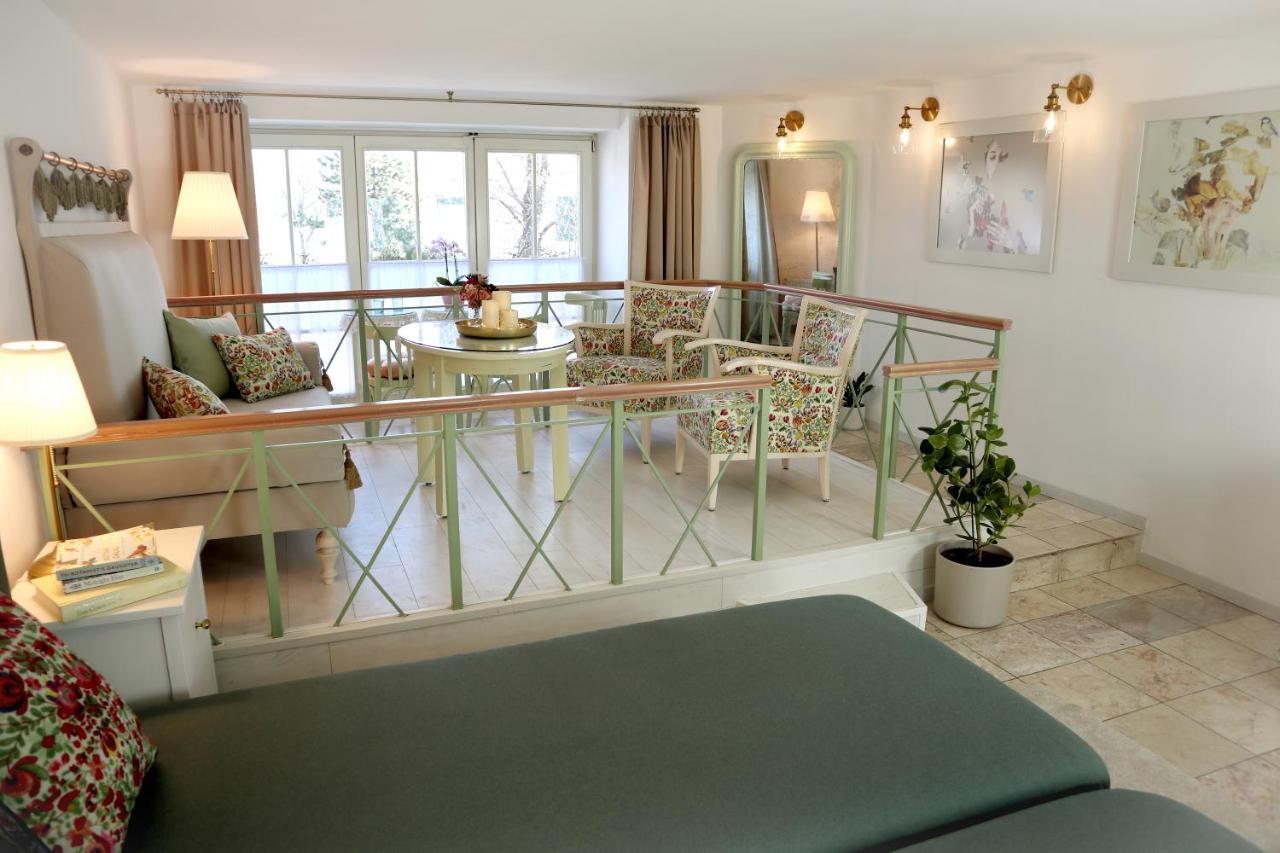 Marvelosa Apartment - Central By The Chain Bridge Budapest Luaran gambar